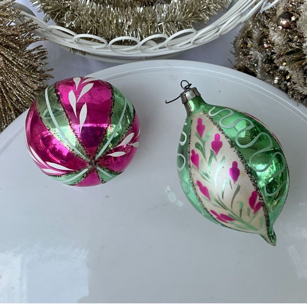 2 vintage hand painted Christmas balls made in Poland Shabby Pink and Green